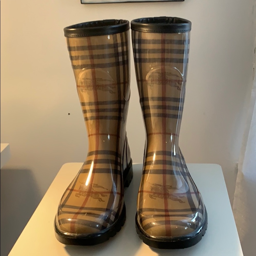 Burberry Boots